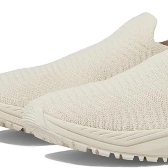 Athletic Propulsion Labs (APL) Men's Techloom Traveler Sneaker, Greige, 9.5 NEW